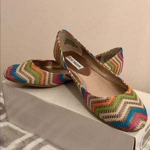 Steve Madden- NEVER WORN flats